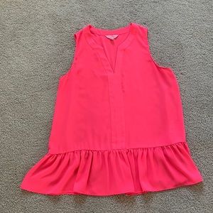 Pink 100% polyester sleeveless Lilly Pulitzer top in size Small.